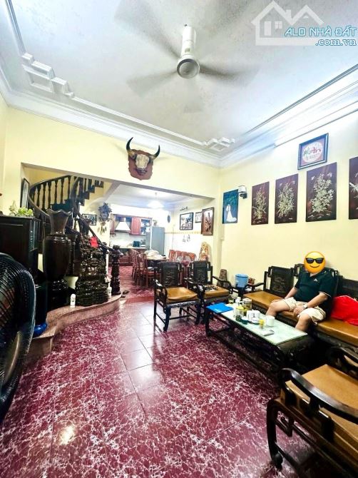 ĐẸP - RẺ  - SÁT PHỐ! Nhà 5 tầng Vũ Tông Phan - full nội thất chỉ 163tr/m - Nắm bắt ngay