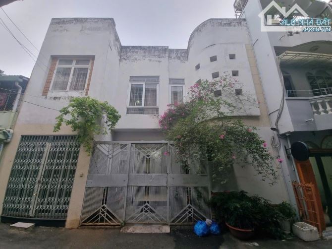 Bán nhà gần chợ bà chiểu ,p2 ,Bình Thạnh .DT:10x11m .2 tầng .17 tỷ