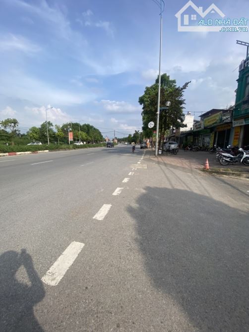 CHỦ CẦN TIỀN BÁN GẤP LÔ GÓC 45M ĐẠI MẠCH GẦN CẦU THĂNG LONG