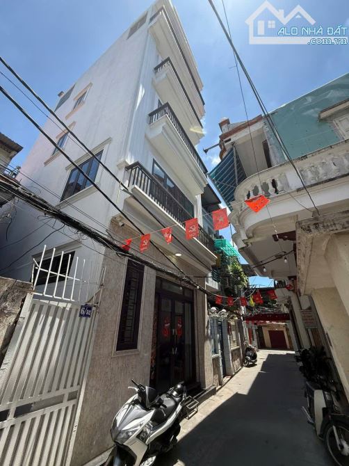 Nhà đẹp ở luôn Cầu Kênh 30M²x 5 Tầng, NỞ HẬU, Ô TÔ gần, giá 4,7 tỷ