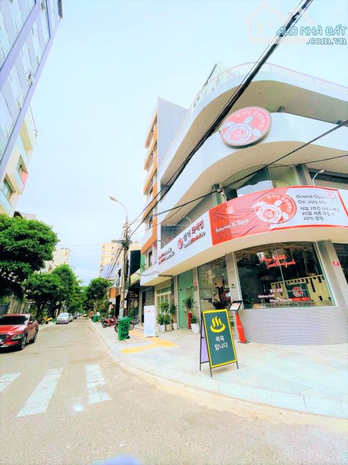 200M CẶP ĐẤT BIỂN ĐẸP mặt tiền NGUYỄN XUÂN KHOÁT ngay PHẠM VĂN ĐỒNG - 1