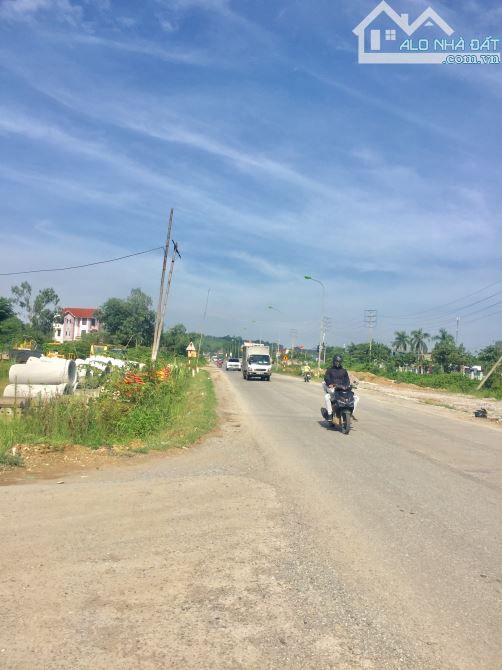 - Cần Bán nhanh mảnh đất Dịch vụ Tiên phương 53 m2, vị trí Cực đẹp , Giá tốt đầu tư - 1