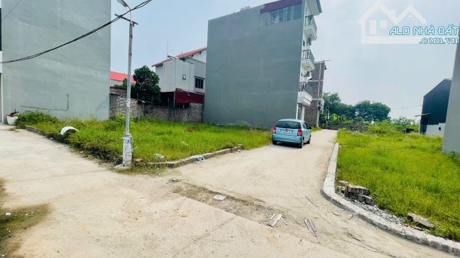 Bán đất Hương Đình, Mai Đình 60m2 lô góc ô tô tránh sát KCN3 Nội Bài giá đầu tư - 1