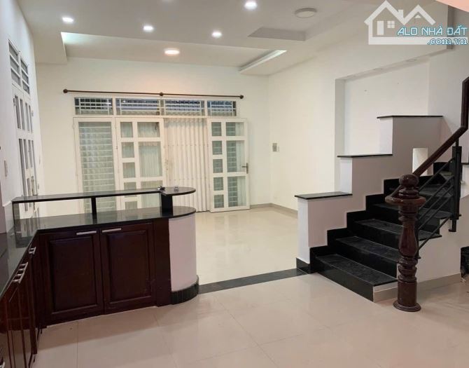 Q7 HUỲNH TẤN PHÁT 8x19M HẺM NHỰA CÓ VỈA HÈ Ô TÔ NGỦ TRONG NHÀ KHU PHÂN LÔ 12.xT - 1