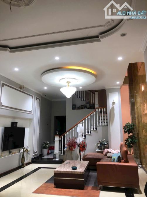 Bán gấp nhà mặt tiền Lê Hồng Phong 4 tầng có thang máy giá chỉ 9,1 tỷ - 1