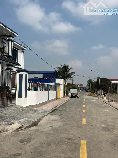 Chỉ 9XX triệu đồng sở hữu lô đất siêu to sát vách khu công nghiệp Tràng Duệ - 1