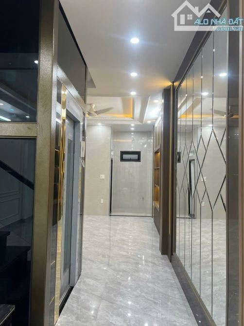P Tuấn... Nhà khu phân lô cao cấp Ngô gia tự (Tđc sao sáng ) - xây mới độc lập 4,5 tầng - 1