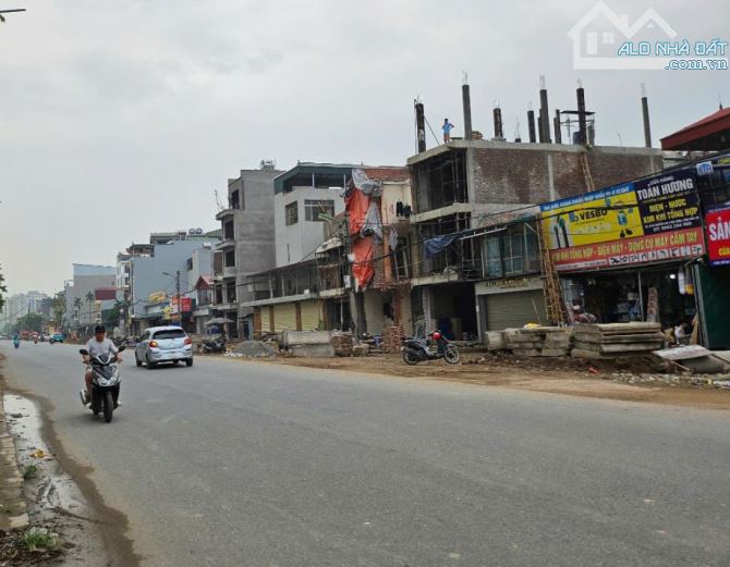 BÁN ĐẤT NGUYỄN VĂN LINH 230M2, CONTAINER TRÁNH NHAU, MT RỘNG 10M, LÀM KHO BÃI, VĂN PHÒNG.. - 1