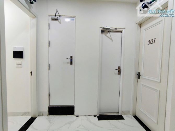 Bán Nhà Dòng Tiền Nguyễn Khánh Toàn 7,5 Tầng 22 Phòng Khép Kín ( Cách Ô Tô Tránh 50M ) - 1
