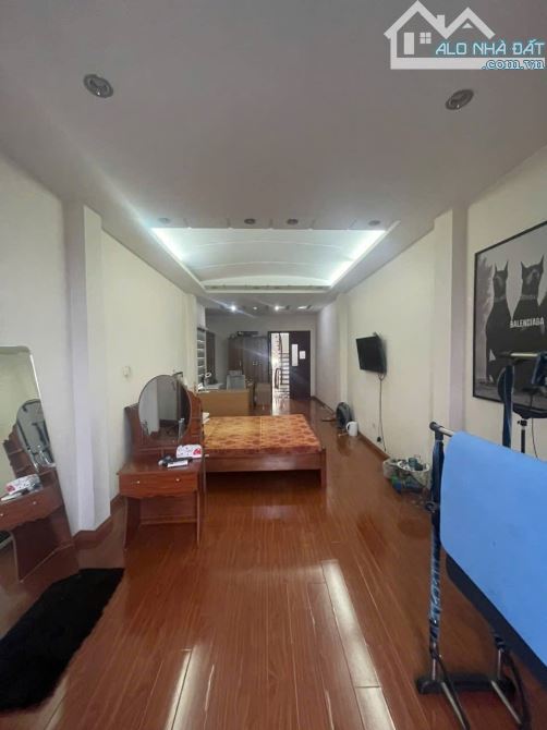 Bán nhà mặt phố Kim Ngưu, Hai Bà Trưng, tiện kinh doanh 7 tầng 68m2 giá 36.8 tỷ