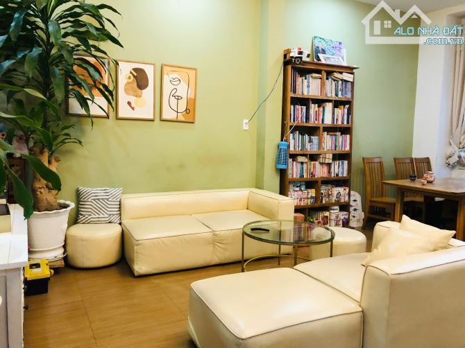 HOMESTAY TRUNG TÂM 14 PHÒNG 15WC 86M2 NGANG 4,77M CÁCH CHỢ ĐÀ LẠT CENTER 100M GIÁ 16 TỶ - 1