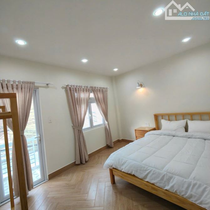HOMESTAY 2 TẦNG 106M2 NGANG 10,5M 4PN 3WC 2PK SÂN RỘNG RÃI CÁCH CHỢ ĐÀ LẠT 2.3KM GIÁ 8 TỶ - 1