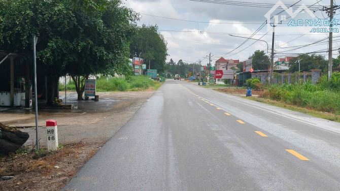 BÁN ĐẤT MT DT749A, LONG NGUYÊN, BÀU BÀNG, DT:20x62, TC100M2, SHR, GIÁ 7,0 TỶ - 1