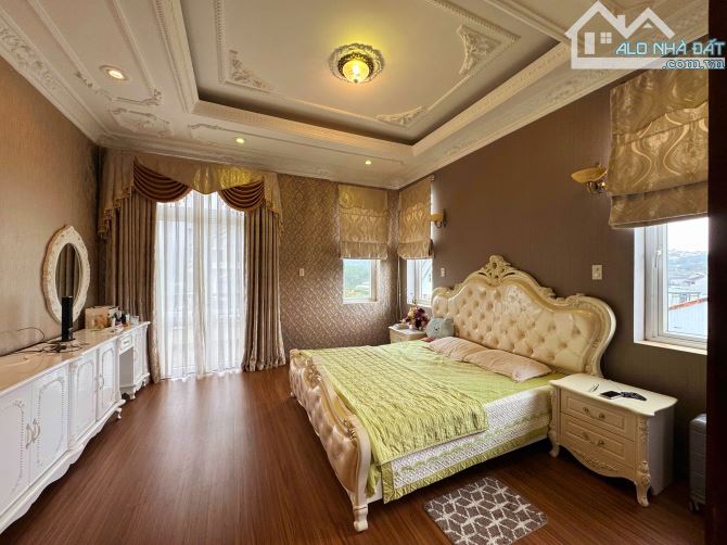 VILLA NGHỈ DƯỠNG SÁT THÔNG XANH VIEW ĐẸP THỰC TẾ SỬ DỤNG LỚN - 1