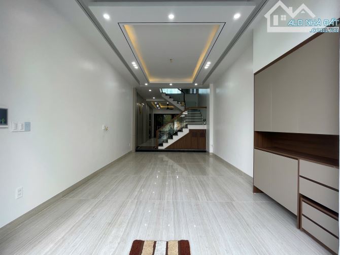 Nhà mới độc lập 4 tầng khu phân lô Lê Chân - 60m2 - Đông Bắc - 7,3 tỷ thoả thuận - 1