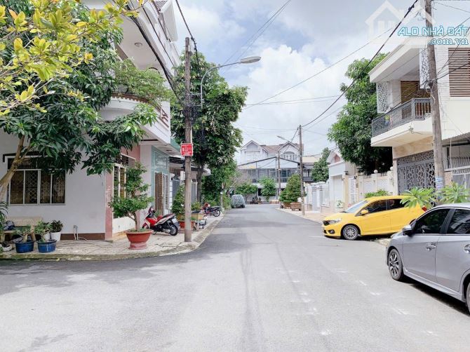 Nhà 3 tầng 7 Tỷ tuyệt đẹp - KDC Số 9 - Đường 30/4 - Cách Vincom TP Cần Thơ 300m. - 1