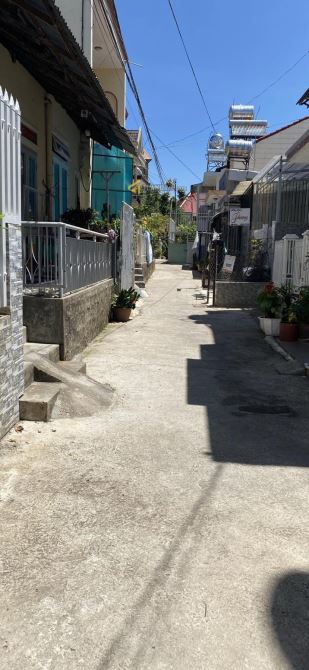 Nhà cấp 4 xinh Sổ Riêng XD cách HXH chỉ 700m 68m2 ở Yersin ĐL chỉ 4.8 tỷ - 1