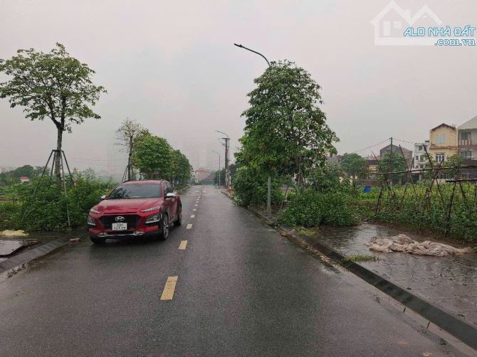 Bán đất đấu giá X2 Thái Bình,80m2,12 tỉ, vỉa hè kinh doanh,hàng xóm Vinhomes Cổ Loa - 1