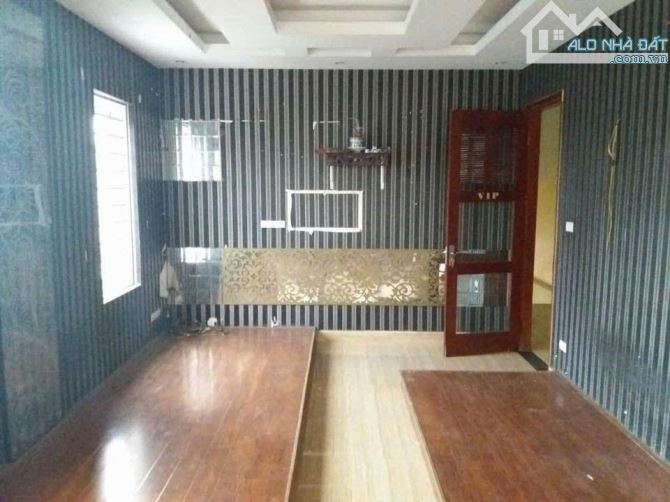 MẶT PHỐ NGUYỄN XIỂN - 3 TẦNG THÔNG SÀN - LÔ GÓC 1 MẶT PHỐ-MẶT NGÕ Ô TÔ TRÁNH -60M GIÁ 14,5 - 1