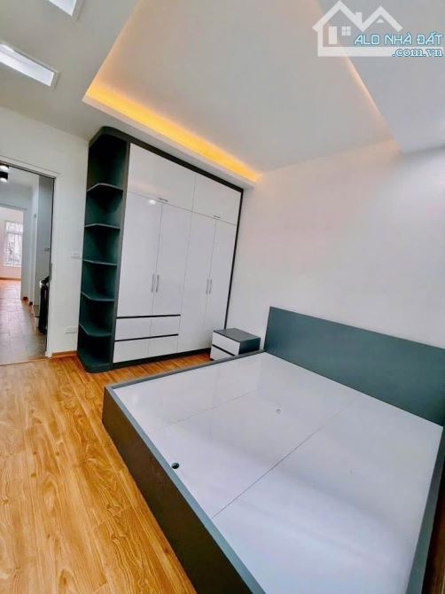 Bán Nhà Phân Lô Vỉa Hè Ô Tô Tránh Kiến Hưng 55m 5 Tầng MT 5m Giá 12 Tỷ - 1
