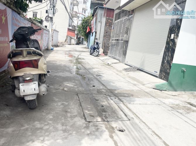 Bán nhà vành đai 3.5 Di Ái 46m2 5 tầng 6 ngủ mặt tiền 5m 2 thoáng ô tô đỗ cổng 5 tỷ 05 - 1
