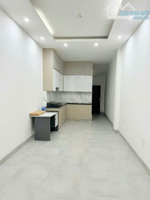 BÁN NHÀ MỚI NGỌC THỤY – DÂN XÂY – Ô TÔ ĐỖ CỬA - Ở NGAY –  34M2 CHỈ 7,4 TỶ - 1