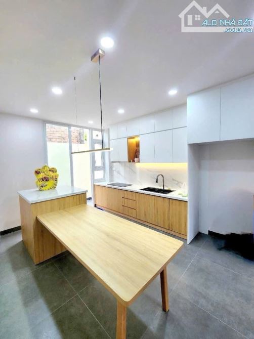 SIÊU PHẨM LUNG LINH 4TẦNG 4PN MỚI 100% NGAY HL 2 LÊ VĂN QUỚI ĐƯỜNG 8m 5₫3 - 1