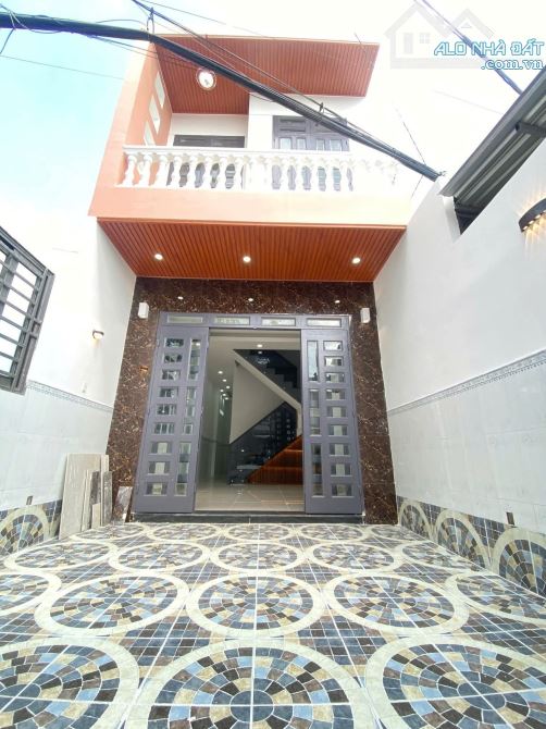 `CHỈ 5TXxx NHÀ 2 TẦNG MẶT TIỀN ĐƯỜNG TRẦN THỊ BỐC - 64M2 - SỔ HỒNG RIÊNG NGAY THỊ TRẤN HM - 1