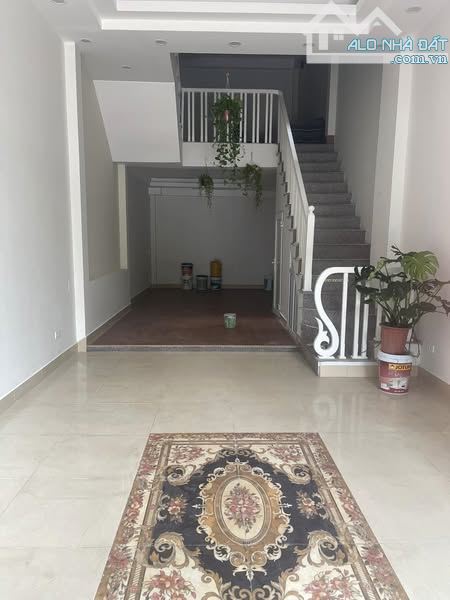 PHỐ PHÚ VIÊN 20 TỶ DT 140M MT 22M 3T VỈA HÈ MẶT TIỀN SIÊU RỘNG Ô TÔ TRÁNH KINH DOANH ĐỈNH - 1
