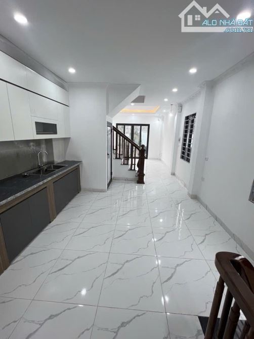 BÁN NHÀ NGỌC HỒI DÂN XÂY MỚI KOONG Ô TÔ ĐỖ CỬA 40M X4 TẦNG GIÁ 6.25 TỶ - 1