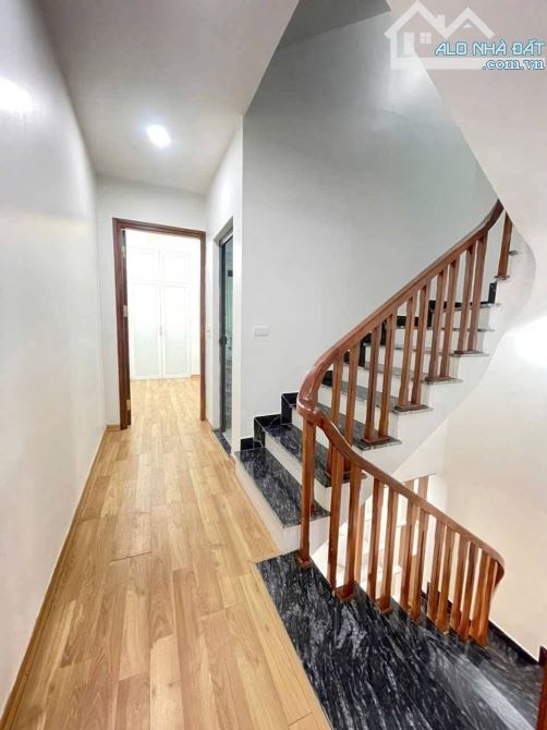 BÁN NHÀ PHÚC ĐỒNG 6.X TỶ, DT42M2, MT3.8M, Ô TÔ THÔNG CÁCH 15M, GẦN BIG C, AEON MALL - 1