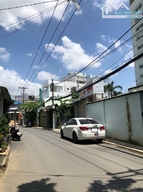 Nhà C4 - Mặt tiền kinh doanh- Đường xe hơi thông- Quận2 - 121m² – ngang 5,87m –10tỷ - 1