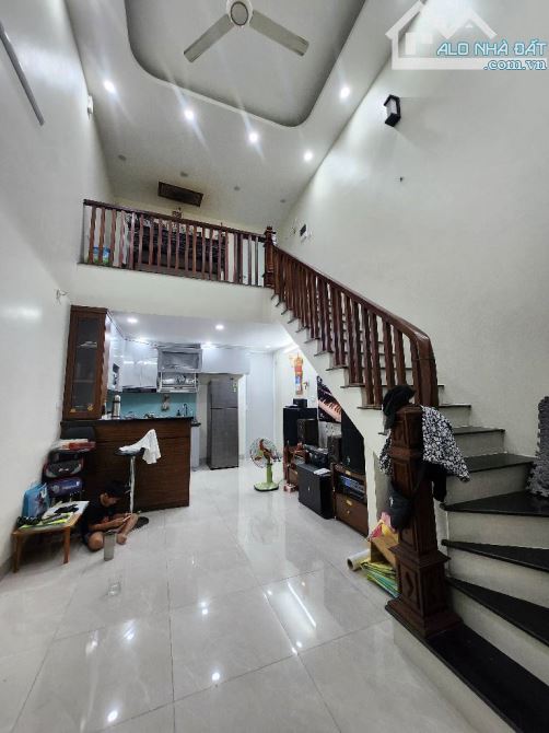 Bán đất tặng nhà đẹp dân xây , 2 mặt ngõ Oto vào, Lê Trọng Tấn - Hà Đông, giá chỉ 150tr/m2 - 1