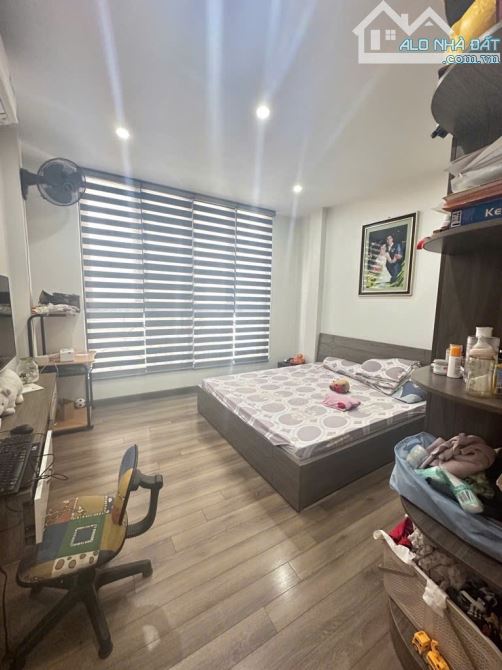 CỰC HÓT KHU VIP-NGUYỄN VĂN CỪ-40m2* MẶT TIỀN 4,1m nhỉnh 9 tỷ (có TL)-GIAO THÔNG THUẬN TỆN - 1