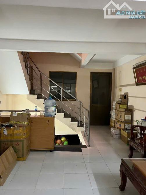 Bán  Nhà đẹp Trần Phú – Xe hơi tới tận cửa – 4PN – Giá tốt trung tâm Q5! - 1