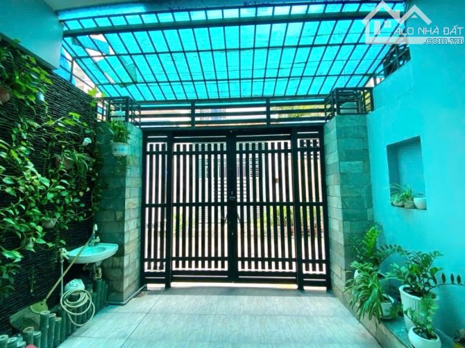 NHÀ RỘNG- ĐẸP- GIÁ RẺ- XE HƠI NGỦ TRONG NHÀ- SƠN KỲ- TÂN PHÚ- DT 4❌ 17,1- 3 TẦNG - 1