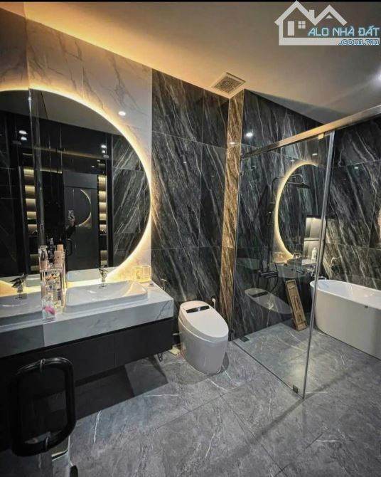 Bán Nhà 4 Tầng Đường BÌNH HÀ View Hồ Đống Đa - 1