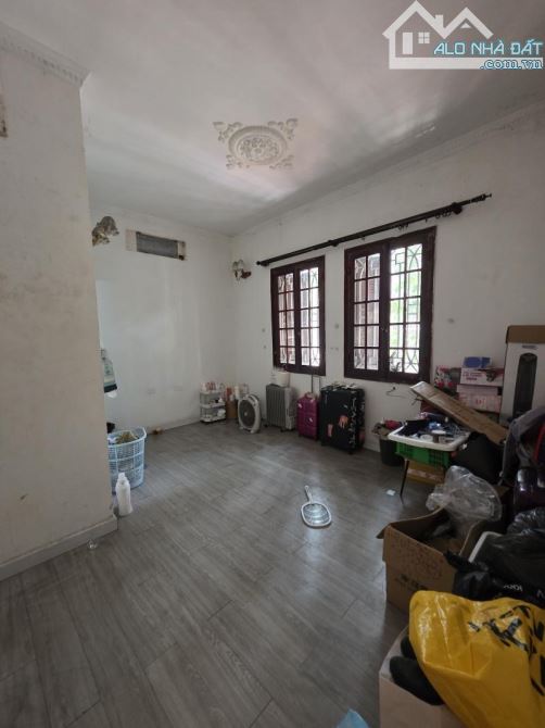 Bán nhà mặt phố Hàng Lược, Hoàn Kiếm, 84m2 x 4 tầng, mặt tiền 4,4m, giá 60 tỷ! - 1