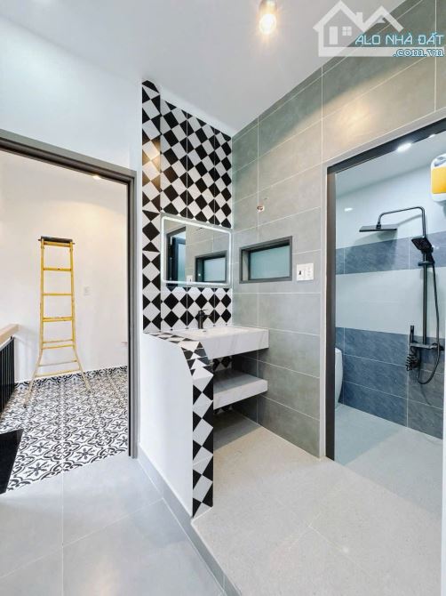 BÁN NHÀ ĐẸP 3 TẤM CÁCH MẶT TIỀN HOÀNG DIỆU 3 CĂN Ngang 4 Dài 9,5 Giá 5Tỉ Nhĩnh Sổ Riêng - 12