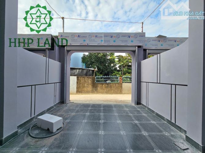 Bán nhà xây mới 1 trệt 1 lầu cách cầu Bửu Hòa 1km sân oto - 12