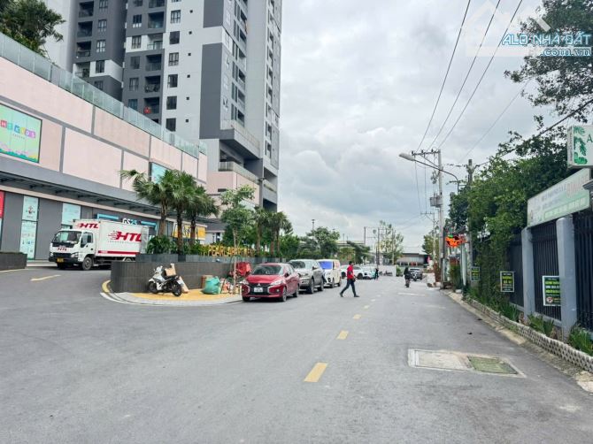 Bán Đất Ngang 8m Sát chợ Đông Hoà , Tp Hồ Chí Minh - 2