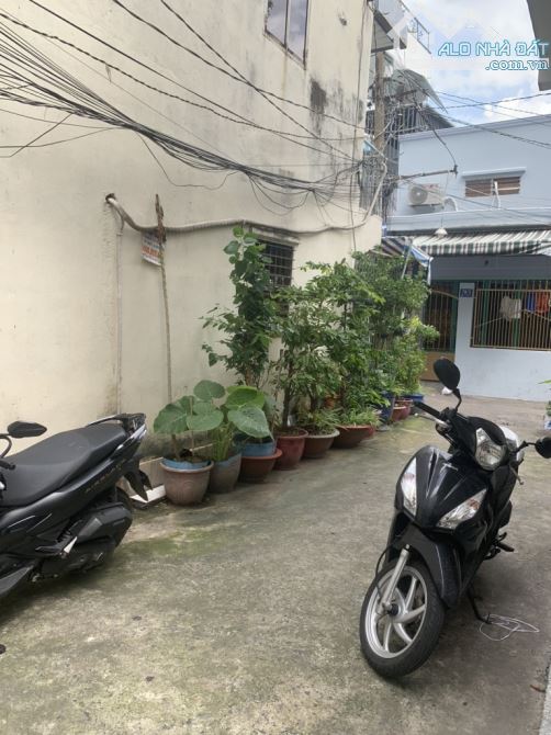 256M2- SHR- GỒM 8 CĂN NHÀ CHO THUÊ 60TR/TH LÊ VĂN LƯƠNG CHỈ 16 TỶ 2 - 2