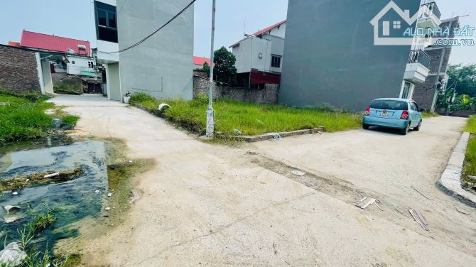 Bán đất Hương Đình, Mai Đình 60m2 lô góc ô tô tránh sát KCN3 Nội Bài giá đầu tư - 2