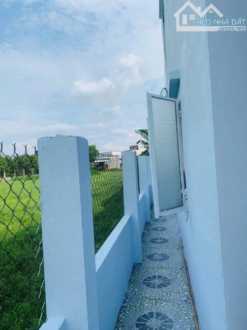Chỉ 2.1 tỷ nhà 5X25 shr 1tr 1 lầu 1 xẹc TL 824 vô khoảng 200m.. Sau lưng UBND MHN LONG AN - 2