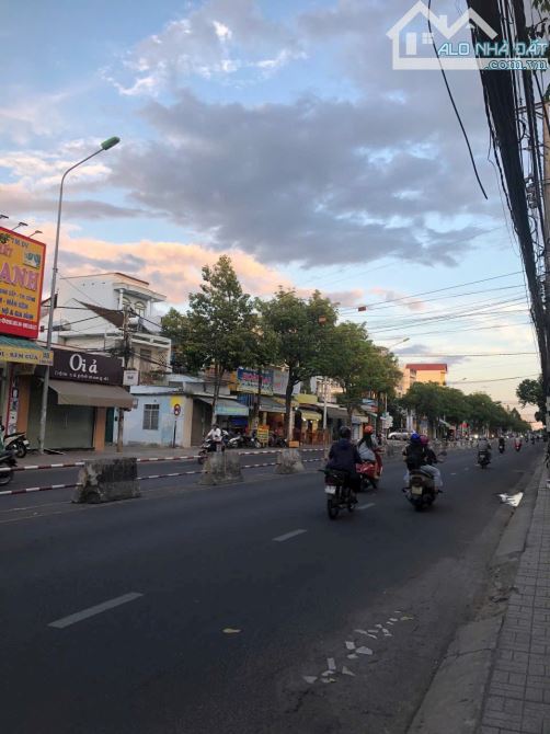 Bán gấp nhà mặt tiền Lê Hồng Phong 4 tầng có thang máy giá chỉ 9,1 tỷ - 2