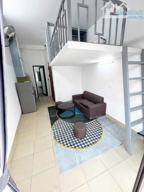 Siêu phẩm căn hộ dịch vụ Khương Đình. 8 tầng 75m2 19 phòng 120 triệu tháng - 2