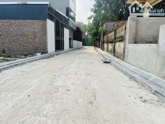 SIÊUU PHẨM LÔ GÓC 3 MẶT THOÁNG Ô TÔ NGỦ TRONG ĐẤT NAM HỒNG 42M ZÁ RẺ - 2