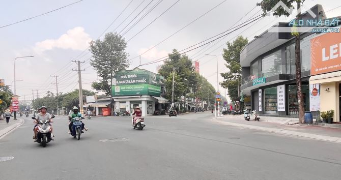 BÁN NHÀ MẶT TIỀN TRỤC CHÍNH ĐÔNG HOÀ, DĨ AN, ngang khủng 7m, 189m², chỉ ~ 40 triệu/m2 - 2