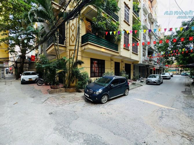 Bán Nhà Dòng Tiền Nguyễn Khánh Toàn 7,5 Tầng 22 Phòng Khép Kín ( Cách Ô Tô Tránh 50M ) - 2