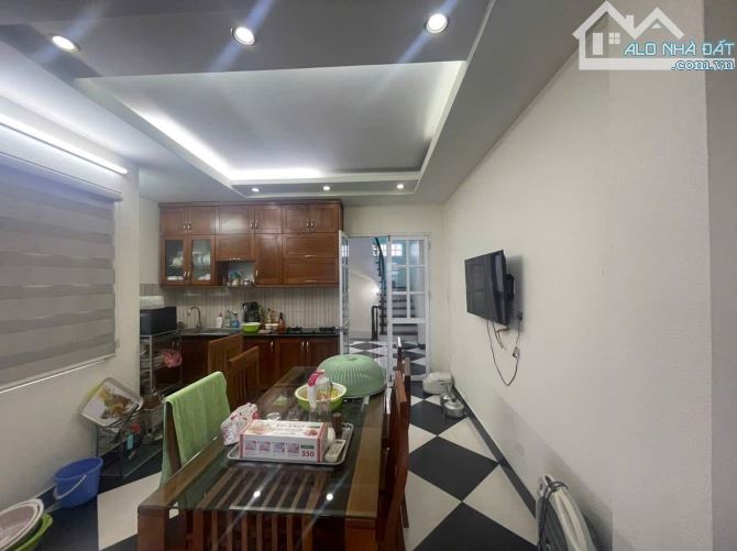 Bán nhà mặt phố Kim Ngưu, Hai Bà Trưng, tiện kinh doanh 7 tầng 68m2 giá 36.8 tỷ